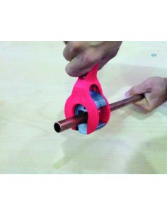 RATCHET PIPE CUTTER 2