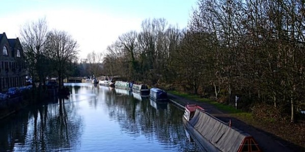 Rénovation impossible, transformer une péniche en habitation